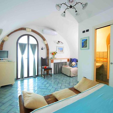 אמאלפי Hotel La Ninfa מראה חיצוני תמונה